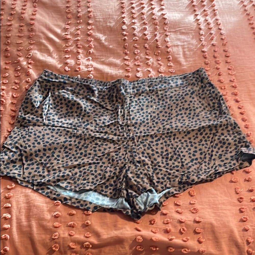 Leopard Print Women's Shorts - size XXL